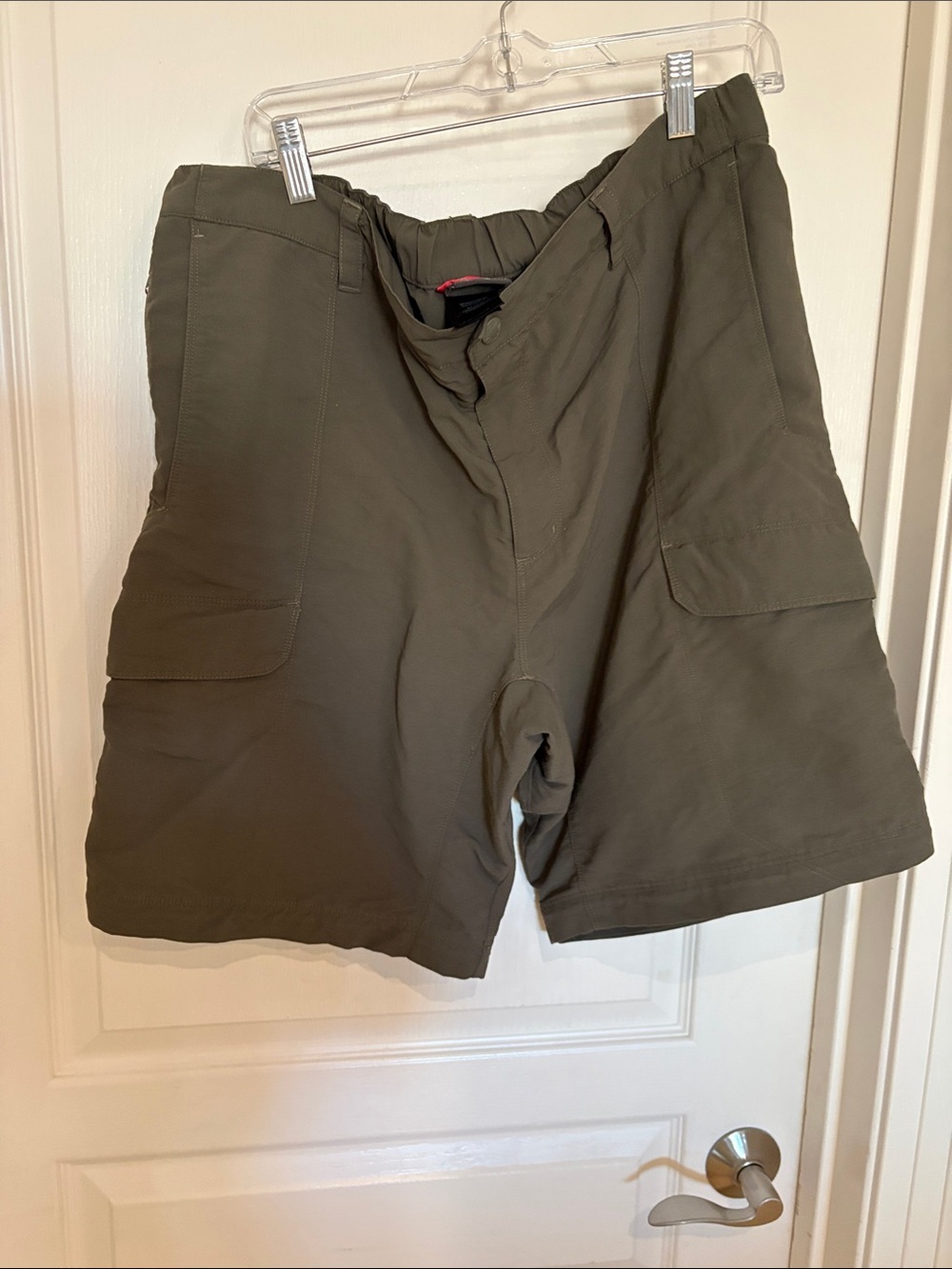 The North Face Men's Olive Green Shorts - Picture 3 of 8